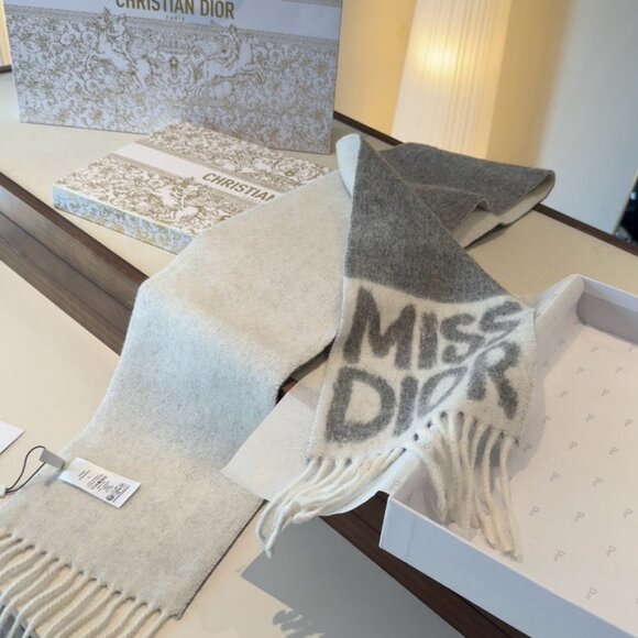 Dior Miss Dior Signature Drape - Picture 5 of 8